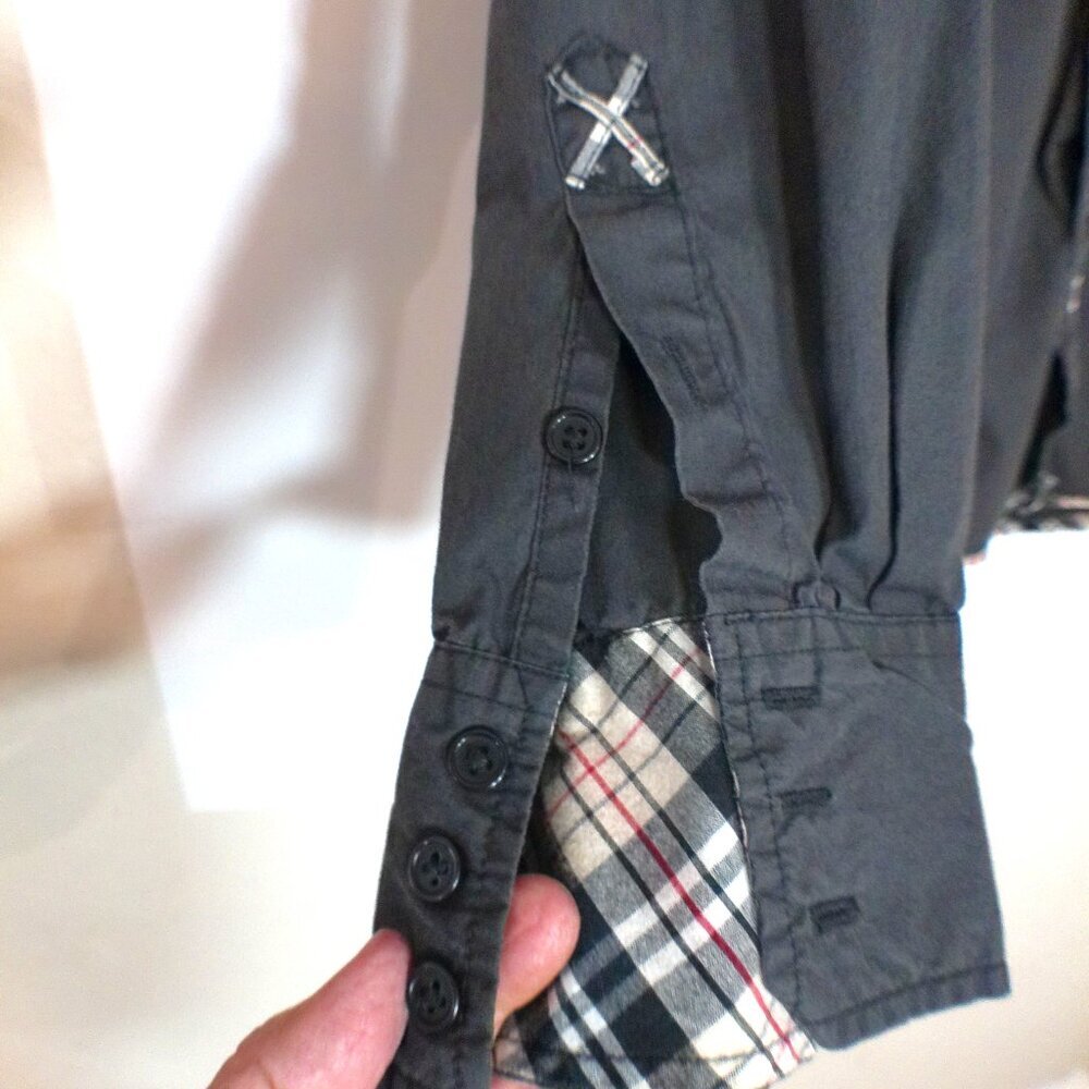 V&S Black Button Down Shirt – Men’s XXL – Plaid Trim Raw Hem - Picture 6 of 7
